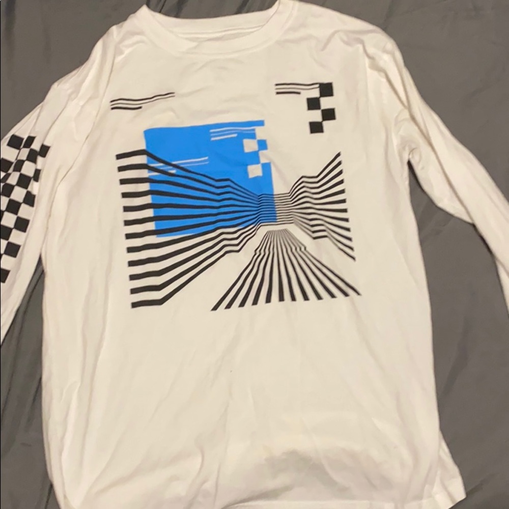long sleeve shirt
